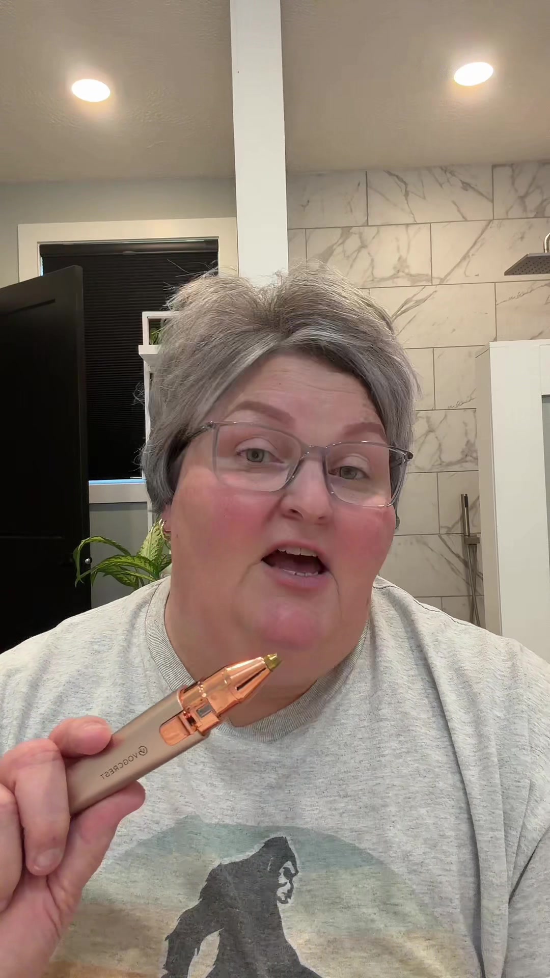 TikTok post by @cantkeepmimidown for Vogcrest. Caption reads: [...] #tiktokshop #genx ##womenoftiktok@@VOGCREST.