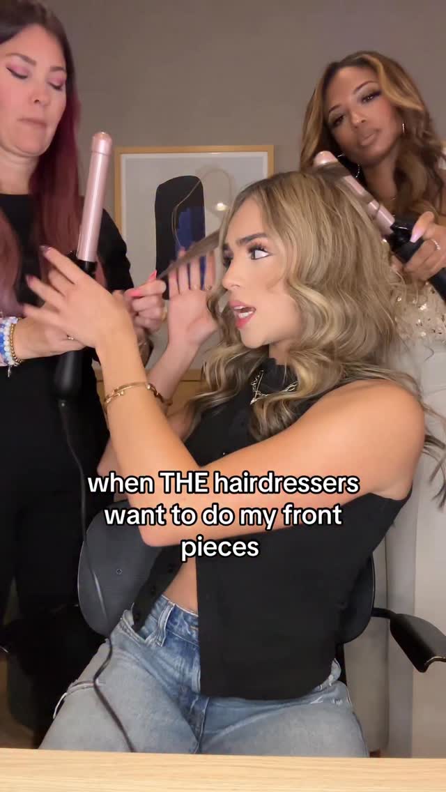 Instagram post by @lizethrobles._ for Beachwaver. Caption reads: in love with my hair @sarahpotempa @thebeachwaver....