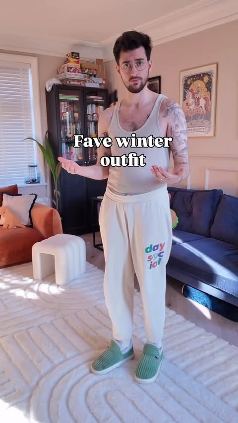 Instagram post by @jamiearaines for Lucy & Yak. Caption reads: A very cosy winter outfit thanks to @lucyandyak....