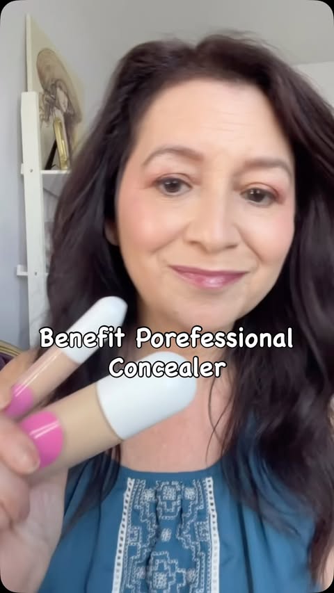 Instagram post by @lauriesfaves for Benefit Club Pink US. Caption reads: [...] I definitely see blurring . Thanks....