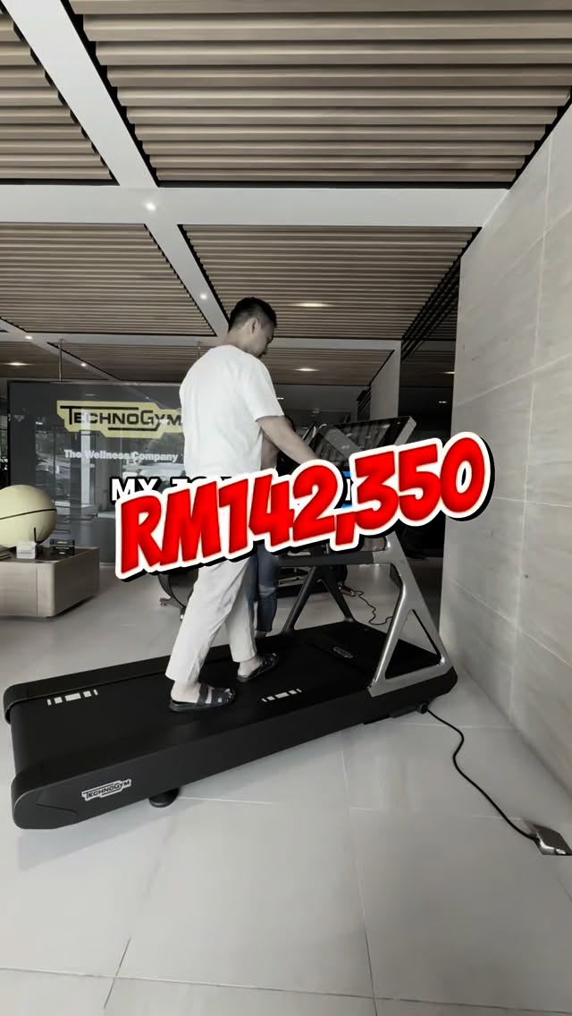 Instagram post by @richdadwilliam for Technogym. Caption reads: Home update Week #10,000

Gym is expensive or not?....