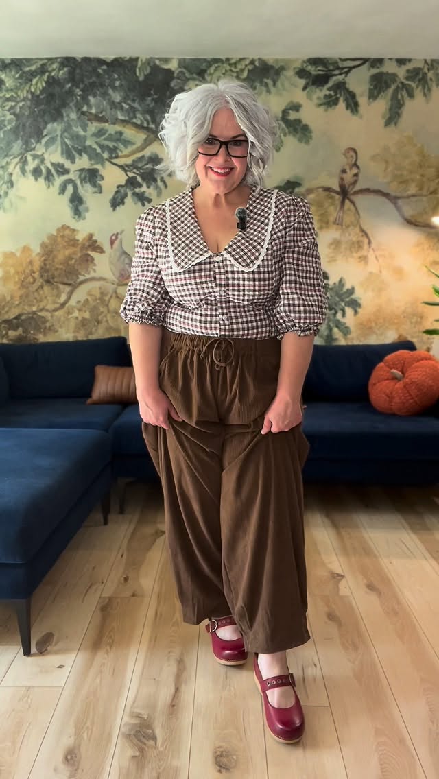 Instagram post by @cwashkowiak for Dansko. Caption reads: [...] excited that I’m partnering with @dansko....