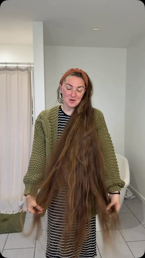 Instagram post by @pentecost_and_peonies for K18 Hair. Caption reads: Between arm day yesterday and hair wash day today....