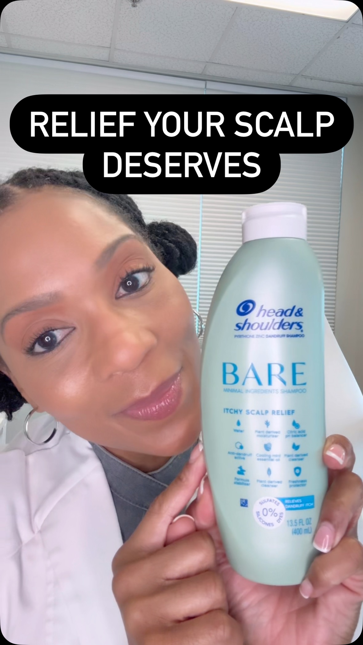 Instagram post by @drdiannedavis for Head&Shoulders. Caption reads: ✨𝐃𝐫𝐲, 𝐢𝐭𝐜𝐡𝐲, 𝐨𝐢𝐥𝐲 𝐬𝐜𝐚𝐥𝐩? 𝐈....