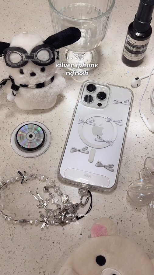 Instagram post by @lebunnyroux for Elago. Caption reads: [...] magsafe phone case and this one from....