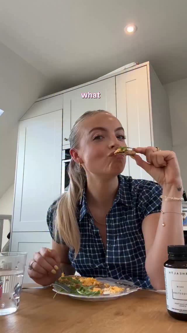 Instagram post by @brontekingg for JSHealth Vitamins. Caption reads: it’s only id say in the last year after I came off....