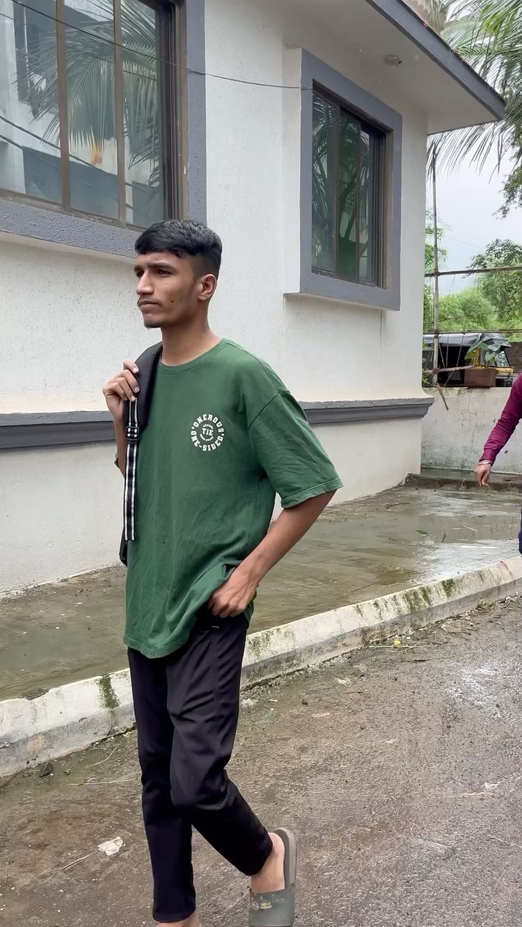 Instagram post by @aniruddha_0909 for WinBuzz. Caption reads: visit - : winbuzz.co.in

#aviator #MinesGame....