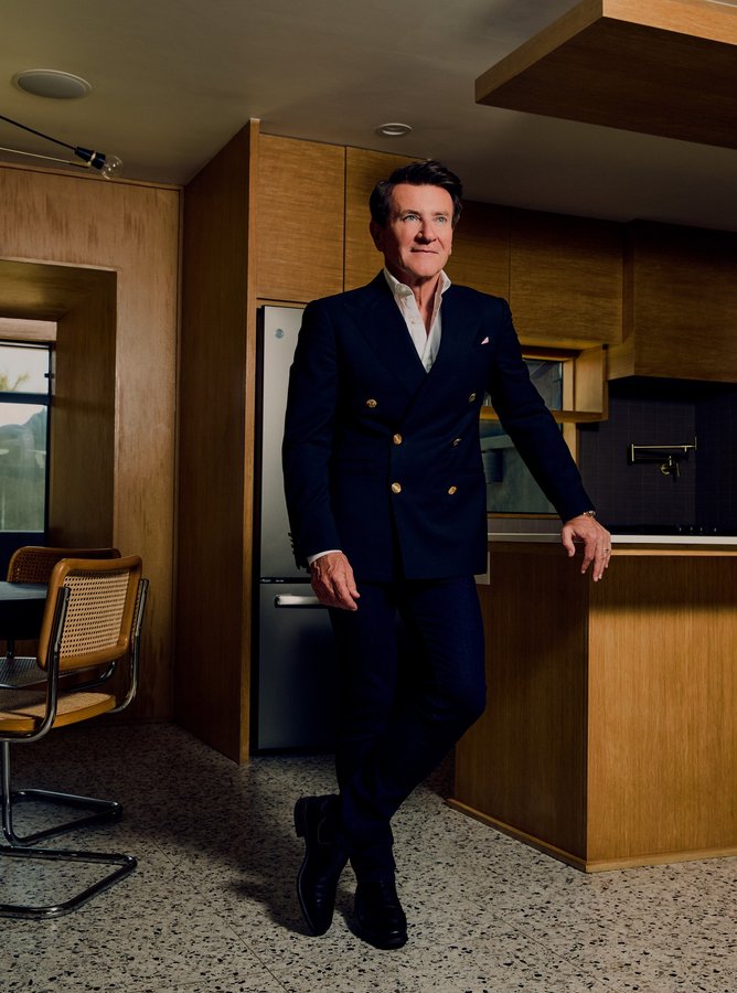 Instagram post by @robertherjavec for Entrepreneur. Caption reads: Here's how to score an investment from me.

1.....