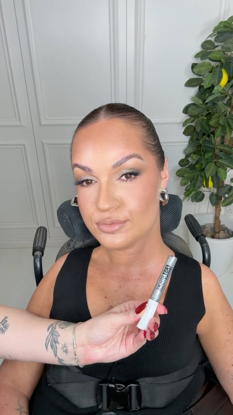 Instagram post by @tess.daly for Collection Cosmetics. Caption reads: Last week I’d done some relatively plain eye make....