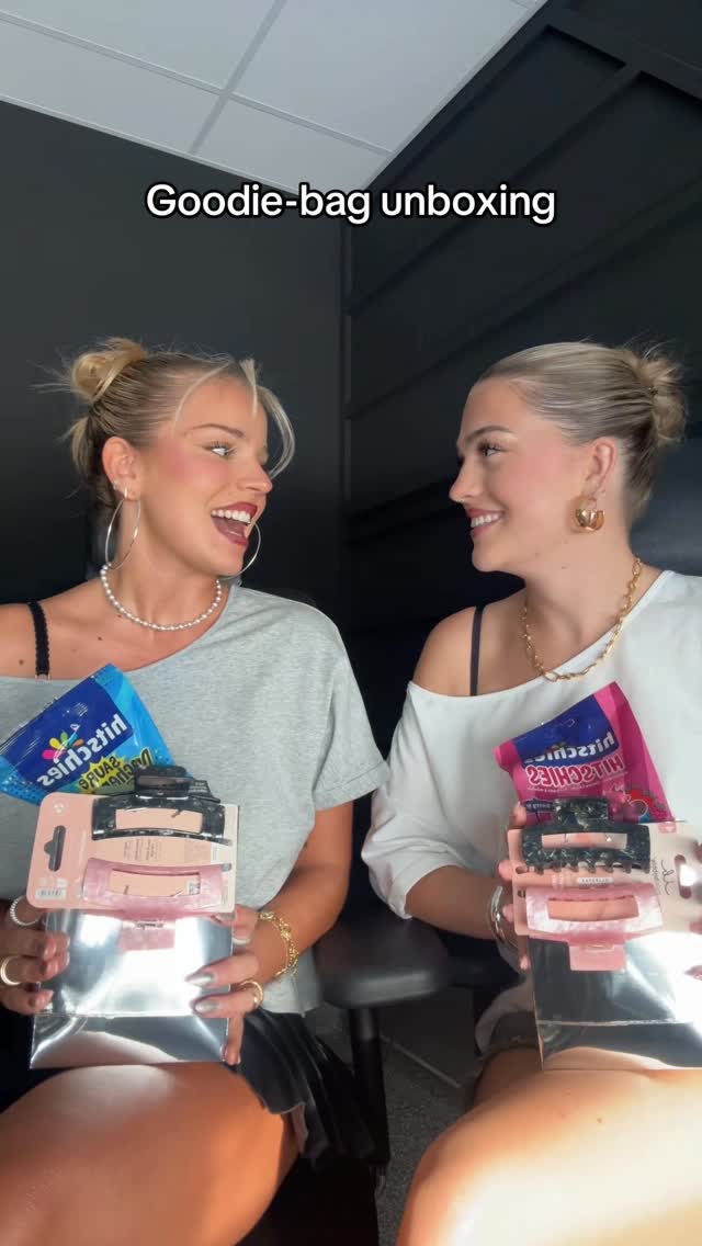 Instagram post by @liros.life for Mentos. Caption reads: [...] waren ❤️❤️❤️ @neqi_hair @invisibobble....