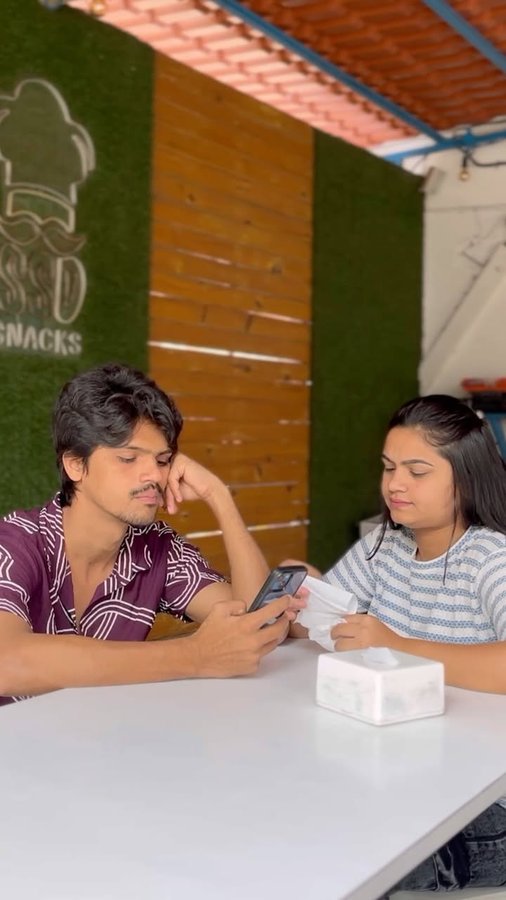 Instagram post by @aruneshhhhhhhhhh for The Pianosa Project. Caption reads: Tumchyakade ahe kaa asa overthink/Negative Friend....