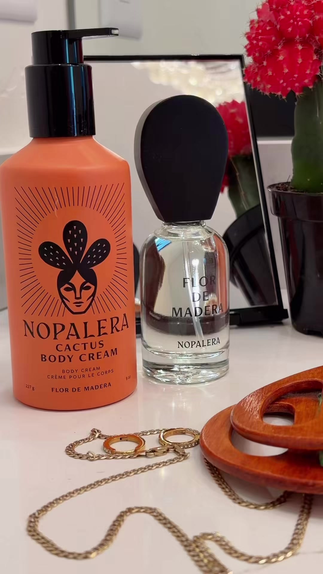 TikTok post by @karenblanco_ for NOPALERA. Caption reads: #gifted by @Nopalera 🧡🪵Nopalera Flor de Madera....