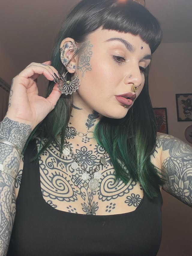 Instagram post by @hattieexo for Ethnasia Jewelry. Caption reads: Just wanted to show you my beautiful new jewellery....