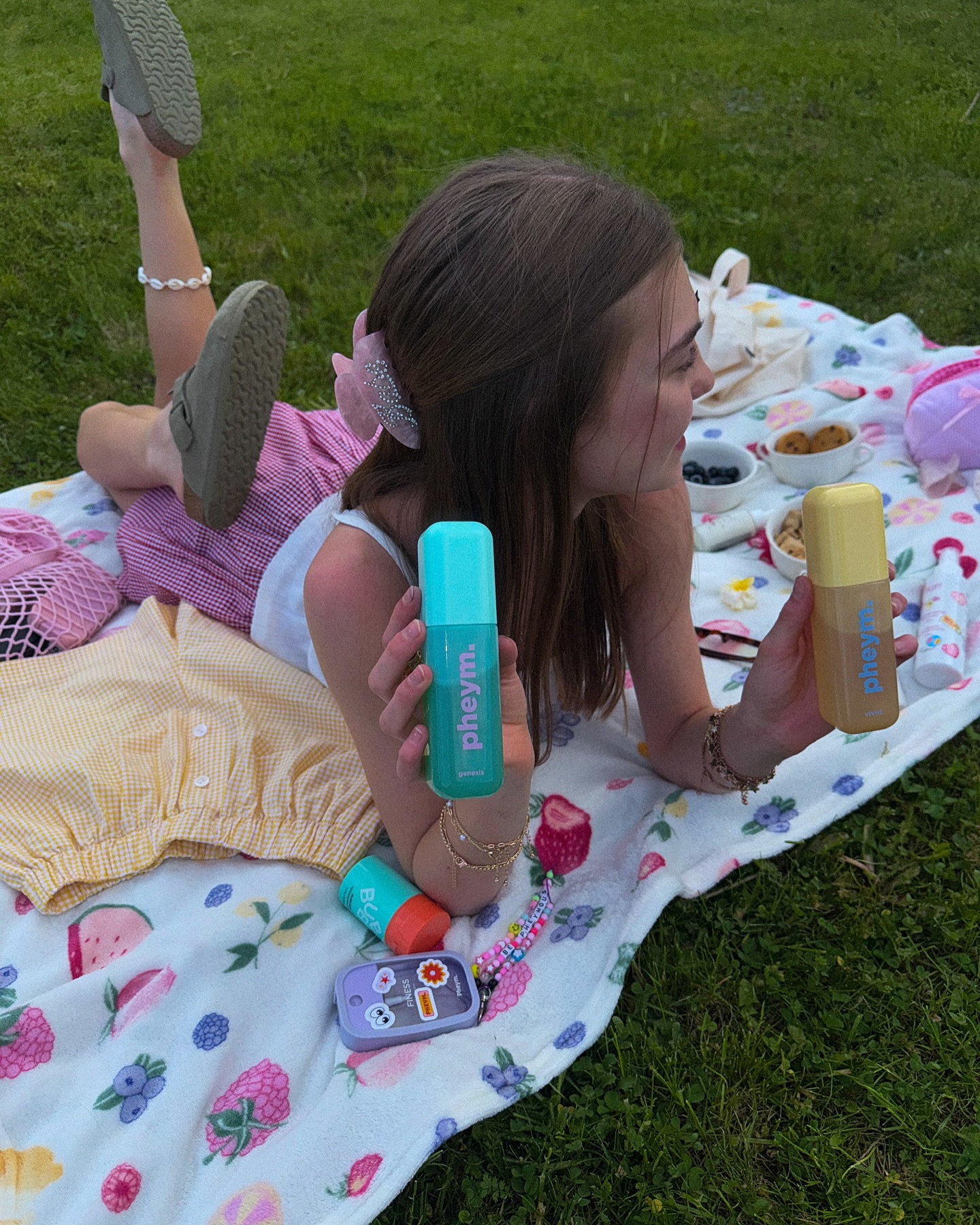 Instagram post by @blanka_chm for hellobubble.com. Caption reads: Summer vibes ! Picnic with my fav @pheym_official....