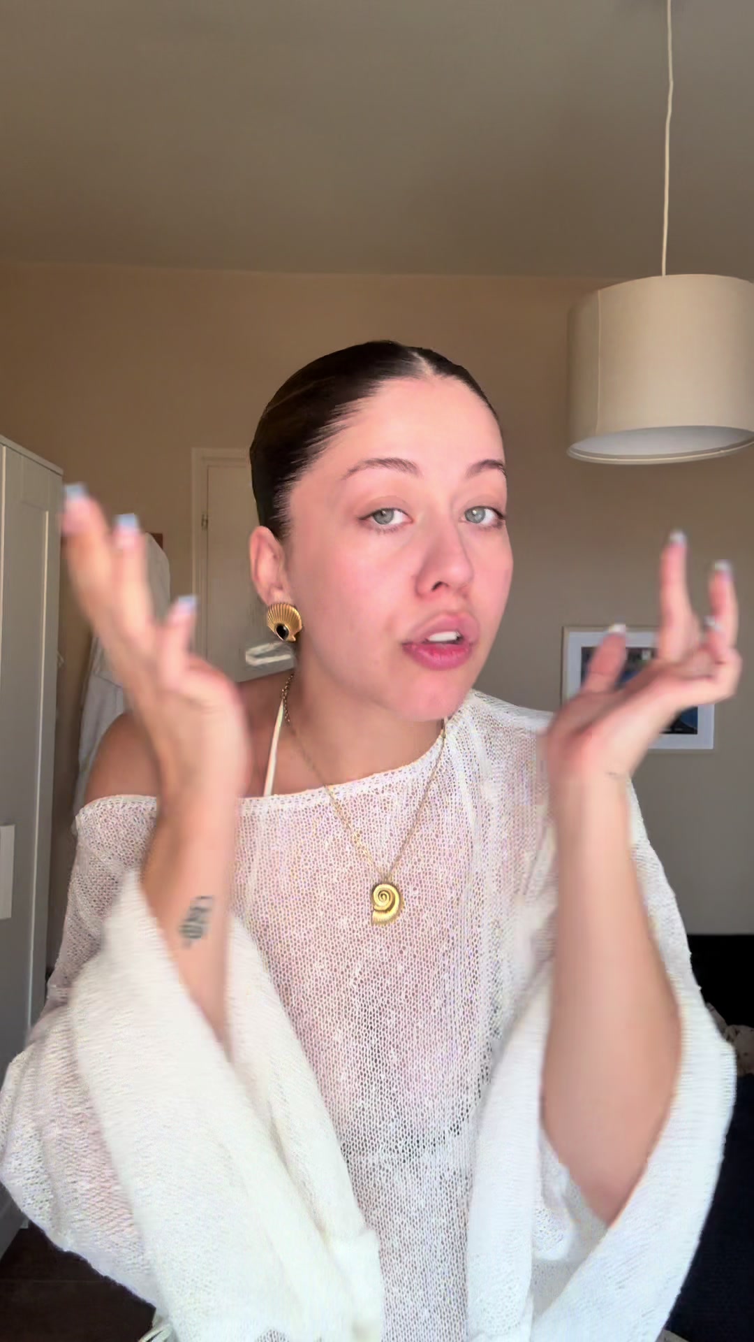 TikTok post by @sophiasidi for Uriage. Caption reads: GRWM για μια μέρα γεμάτη αντηλιακή προστασία με....