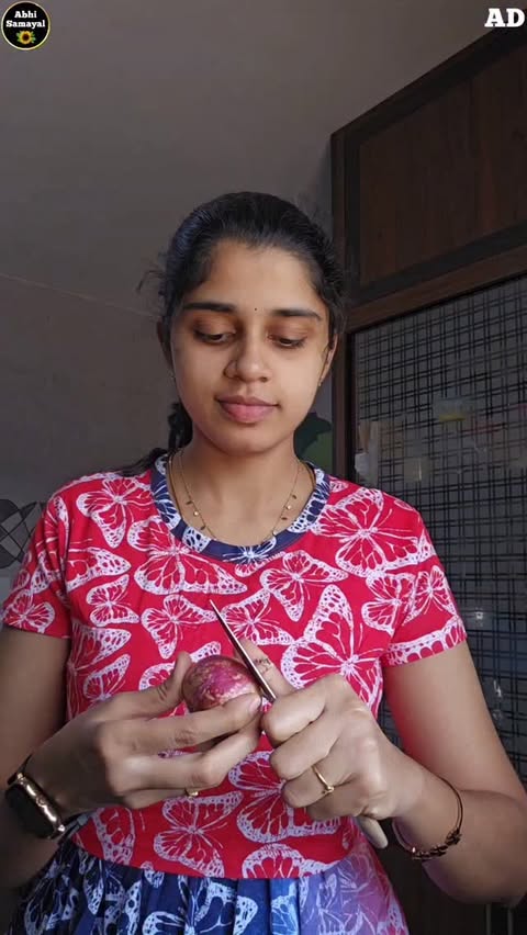 Instagram post by @abhi_samayal for The Indus Valley. Caption reads: [...] we can plan for kids lunch....