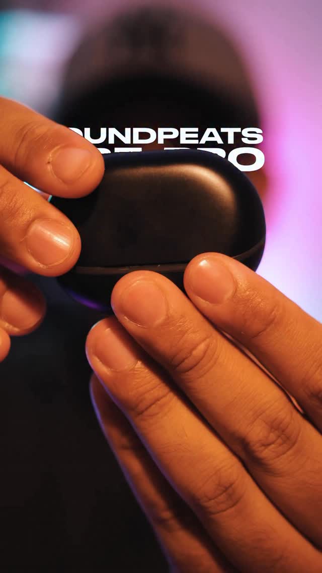 Instagram post by @gui.emetech for SOUNDPEATS. Caption reads: SoundPEATS Air 5 Pro — Feel the Sound

Step into....