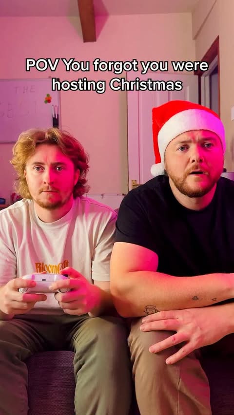 Instagram post by @itsnickandcam for Xbox. Caption reads: [...] table 👀🍗
Play the way you want with....